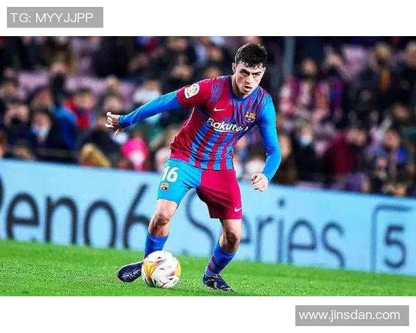 未来足球新星崛起 揭示新一代球员的崭新时代与无限可能