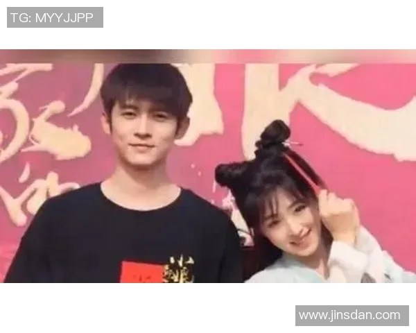 足球球星甜蜜恋情曝光珠海女友温柔陪伴成焦点