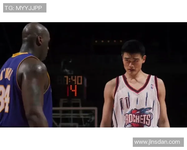 球星们如何评价姚明后仰足球技巧展现的惊人运动天赋与创意突破 球星们如何评价姚明后仰足球技巧展现的惊人运动天赋与创意突破