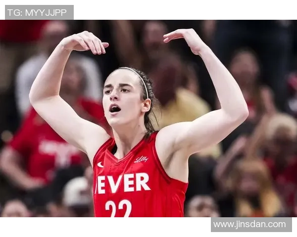 耐克足球签名球星背后的故事与成就揭秘,探索他们与品牌的深厚合作关系 耐克足球签名球星背后的故事与成就揭秘,探索他们与品牌的深厚合作关系